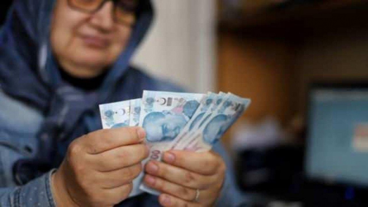SSK, Bağ-Kur ve 4C Emeklisi İçin Duyuru Sabah 09.00’da Geldi! Maaş Alan Emekliye 6600 TL Daha Yatacak!