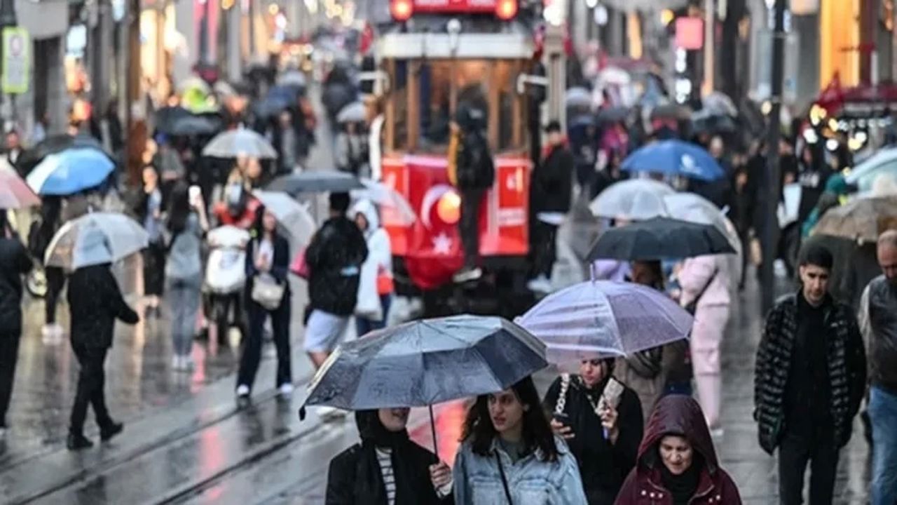 Bakanlıktan Telefonlara SMS Uyarısı: İstanbul ve Marmara’da AKOM Alarmı