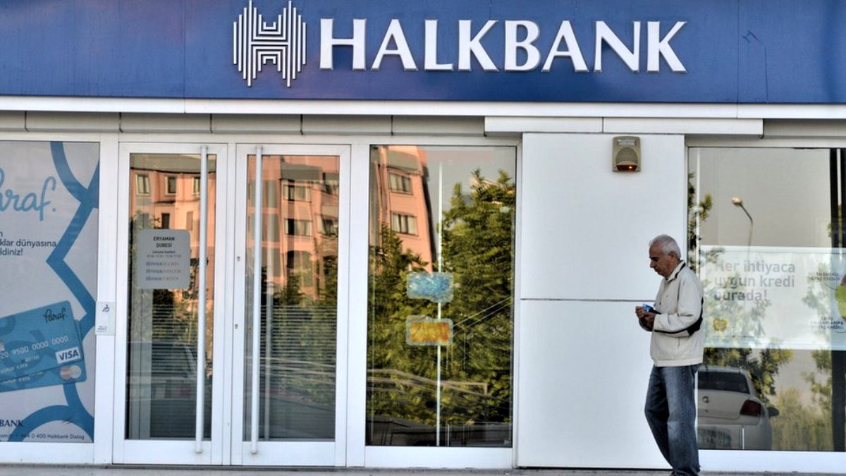 Kredi Notu Düşük Olan Kişilere Halkbank’tan 20 bin TL Nakit Ödeme…